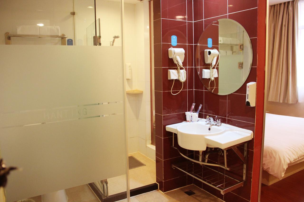 Hanting Express Shanghai Zhabei Park Branch 외부 사진